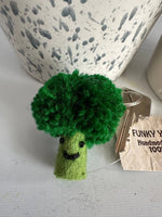 Handmade Felt Veggie Keyrings: Broccoli, Pumpkin & More: Broccoli