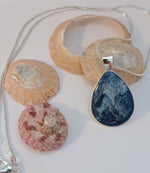 Teardrop Oceanwave Necklace