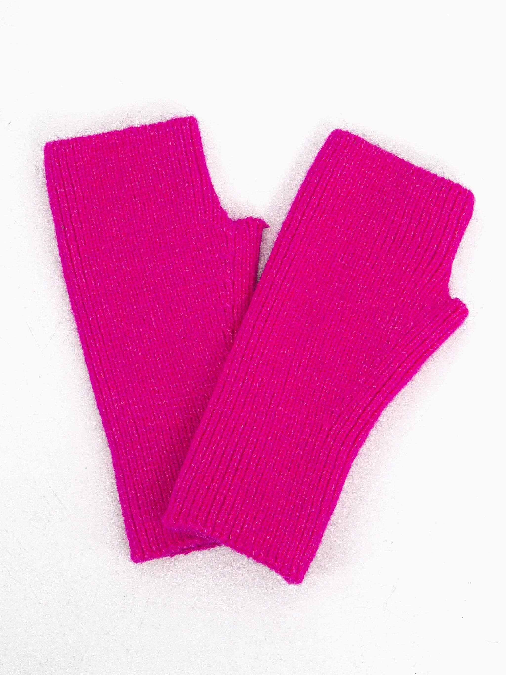 Dylan Wrist Warmers - Fuchsia, Knitted: One-size