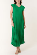 Cap Sleeve Pleated Maxi Dresso