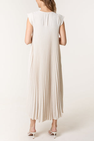 Cap Sleeve Pleated Maxi Dresso