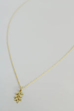 Dainty Leaf Necklace