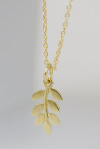 Dainty Leaf Necklace