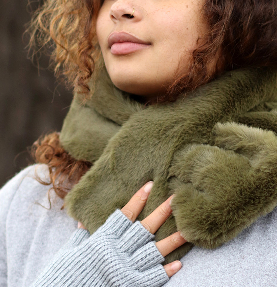 Khaki faux fur pull through scarf