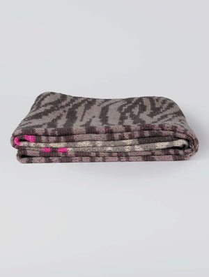 Mara Heavyweight Scarf -Grey/ Fuchsia, Tiger Leopard