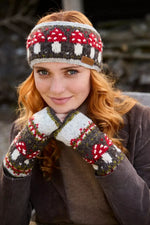 Toadstool Handwarmers