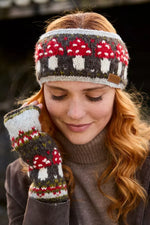 Toadstool Handwarmers