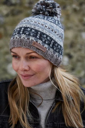 Inveraray (Merino) Bobble Beanie Natural