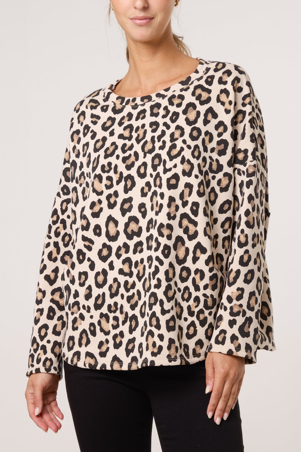 LEOPARD PRINT SWEATSHIRT
