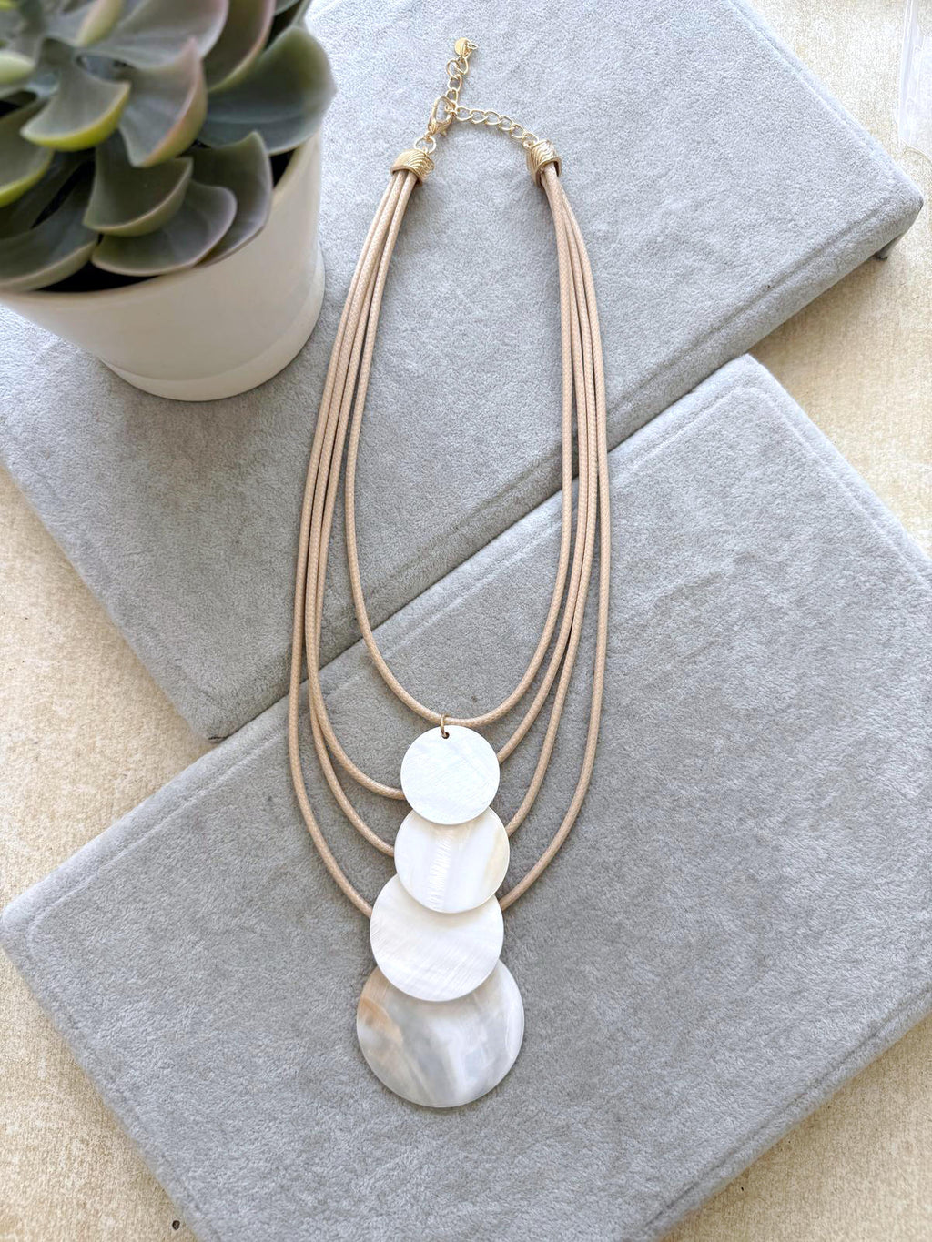 Shell Circle Necklace
