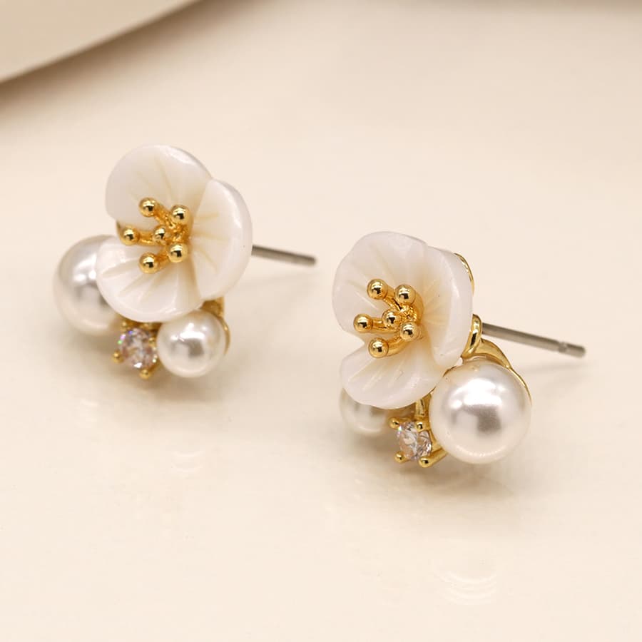 Faux gold plated flower pearl cluster studs