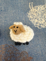 Little Sheep Brooch – Cream or Grey