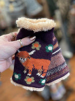 Highland Cow Fluffy-Lined Wrist Warmers – Damson