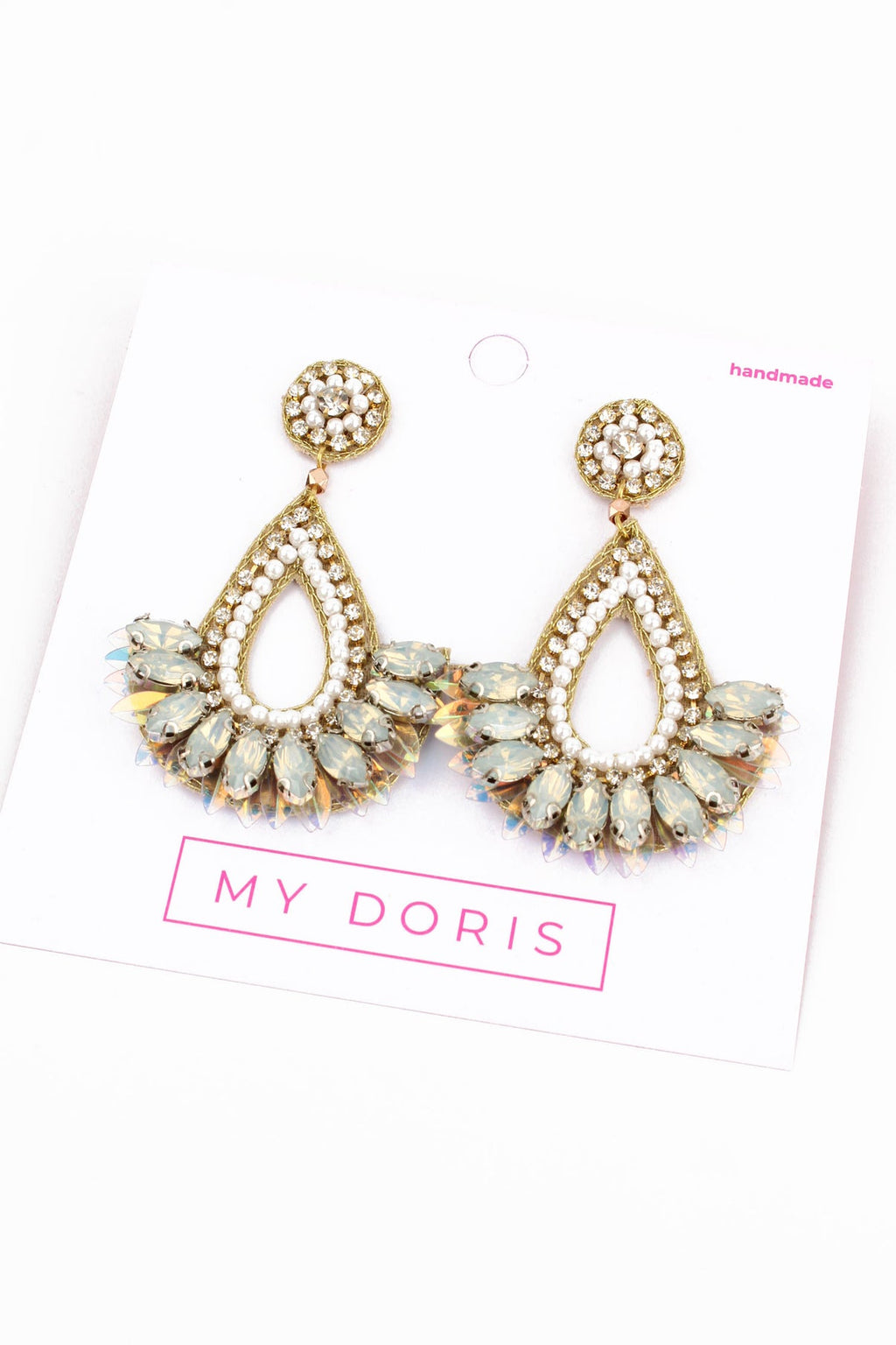 PEARL WHITE TEARDROP EARRING