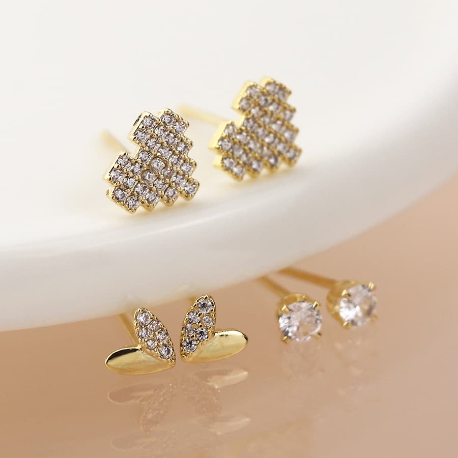 Golden crystal hearts earring set