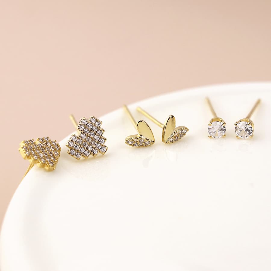 Golden crystal hearts earring set