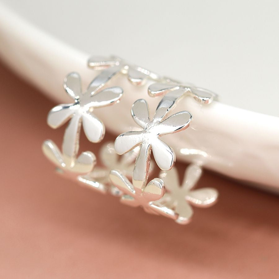 Silver plated simple daisy chain hoop earrings 4037