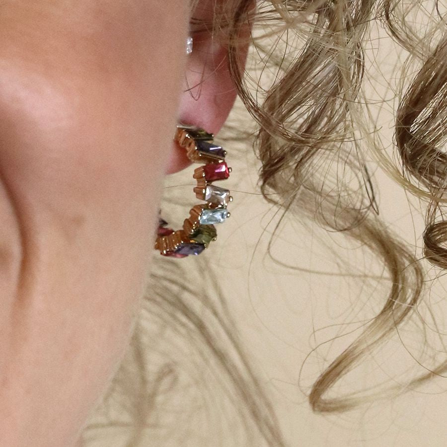 Golden staggered multicoloured crystal hoop earrings 3767