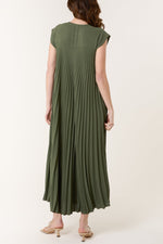 Cap Sleeve Pleated Maxi Dresso