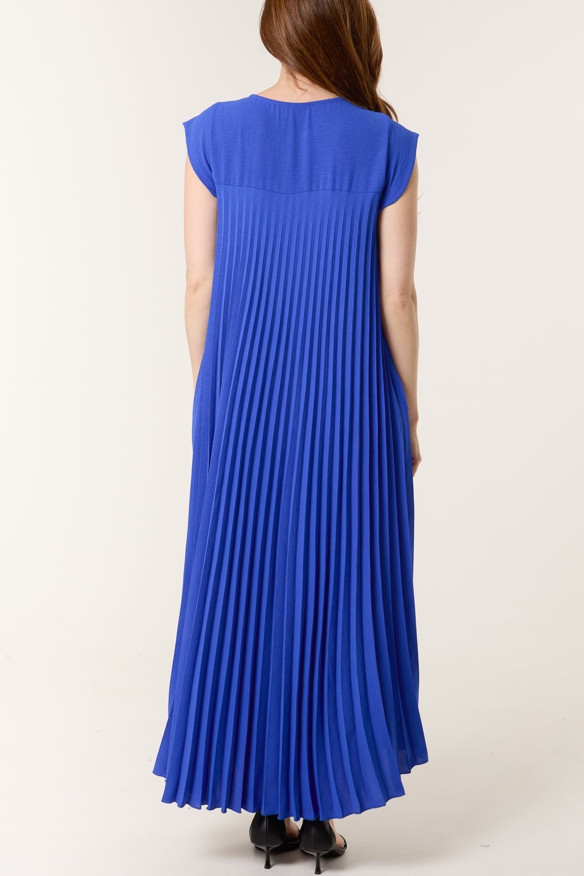 Cap Sleeve Pleated Maxi Dresso