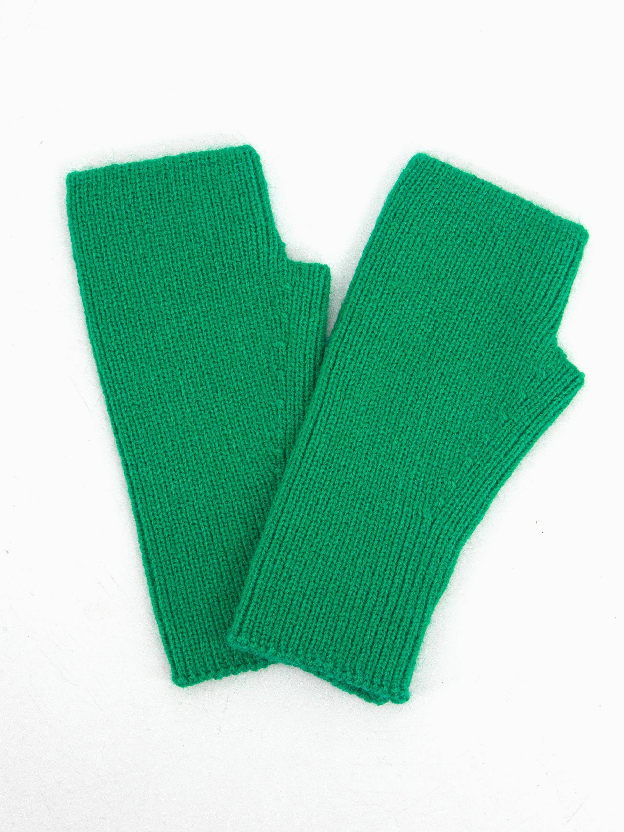 Dylan Wrist Warmers - Green, Knitted: One-size