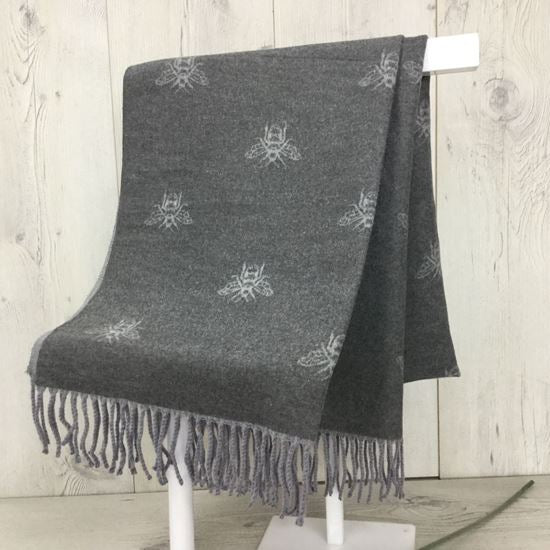 Soft Bee Scarf