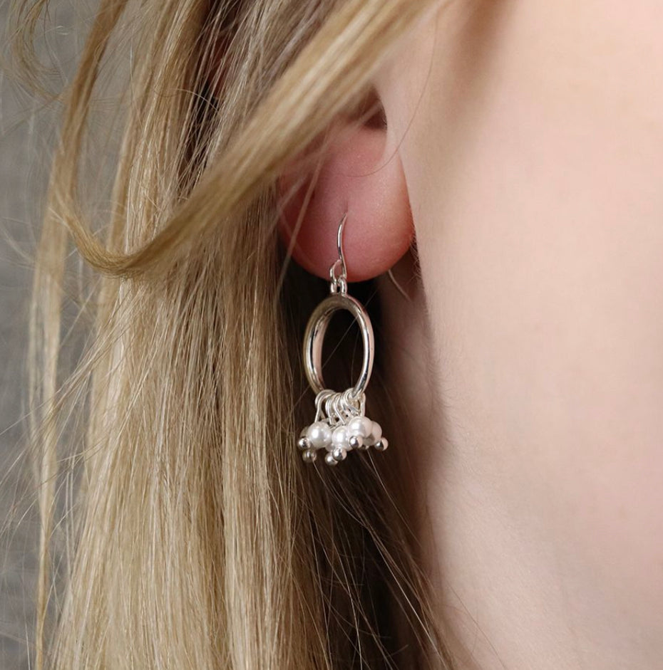 Silver plated hoop drop and pearl earrings 3596